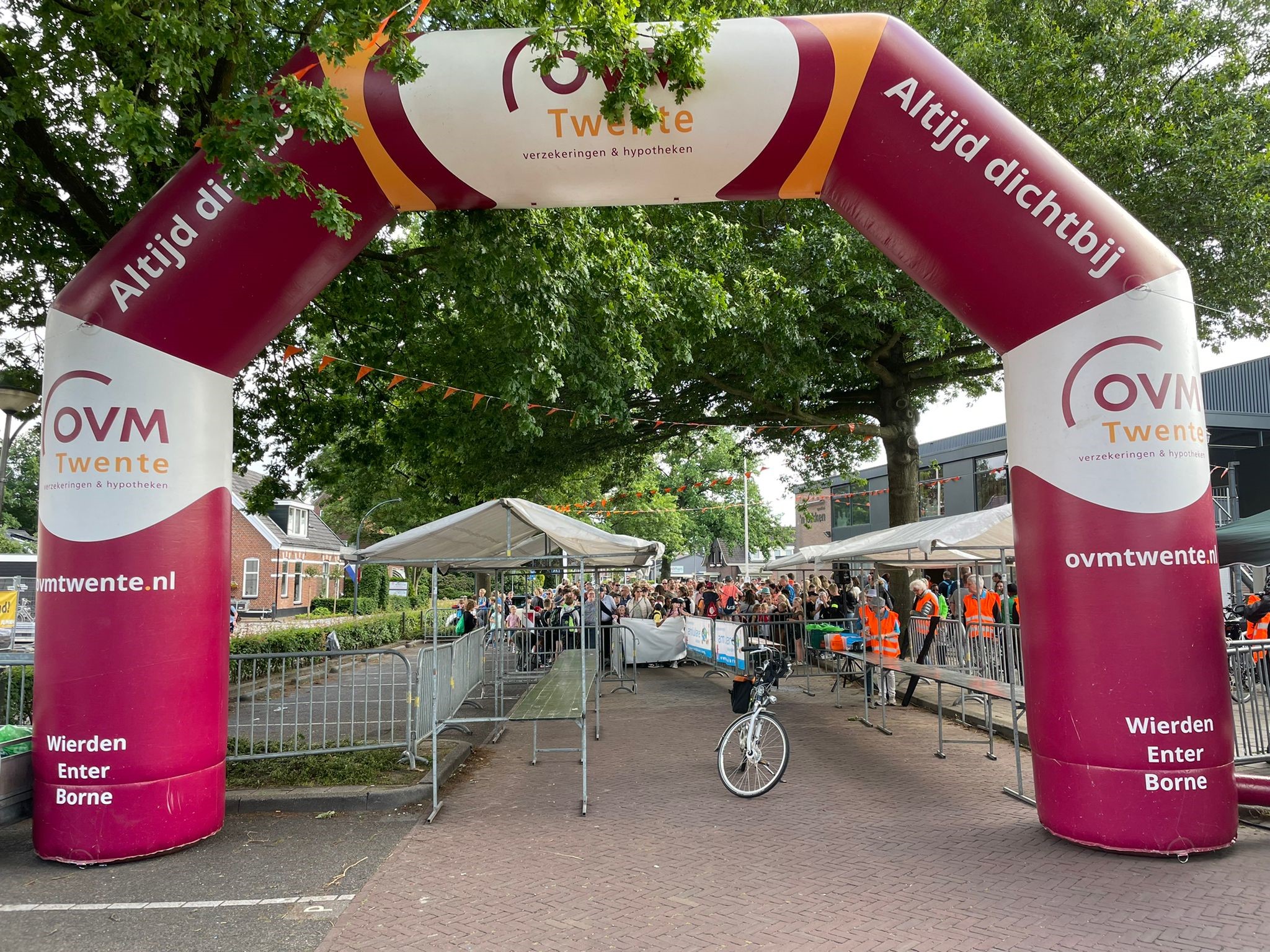 Opblaasbare boog van OVM Twente